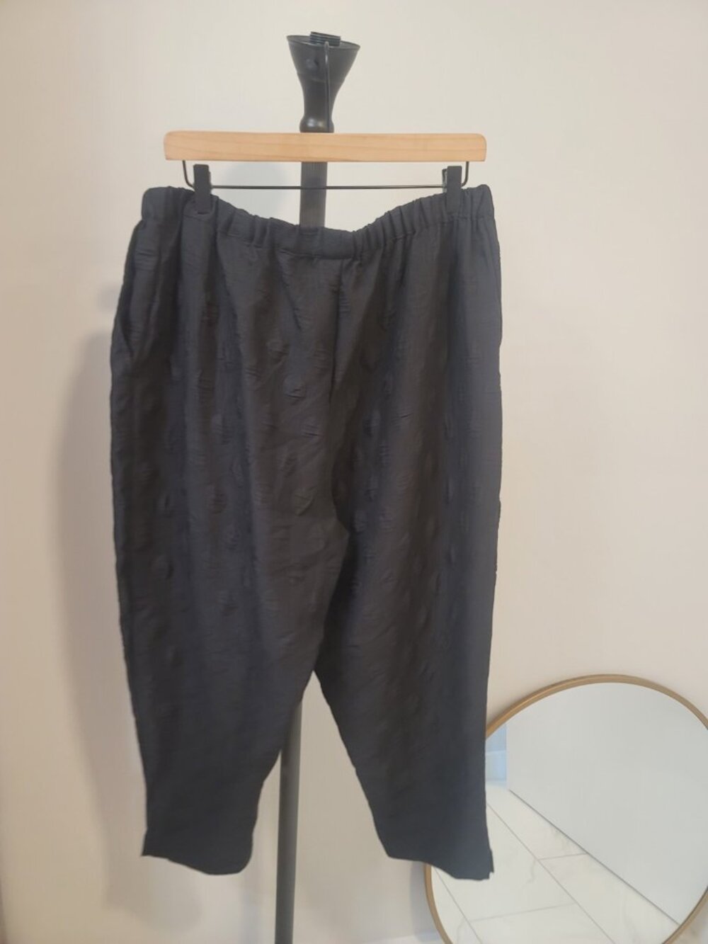 Kedem Sasson Flowy Wide Leg Capri Pants Textured Boho Indie Sz 2 Black - Picture 4 of 8